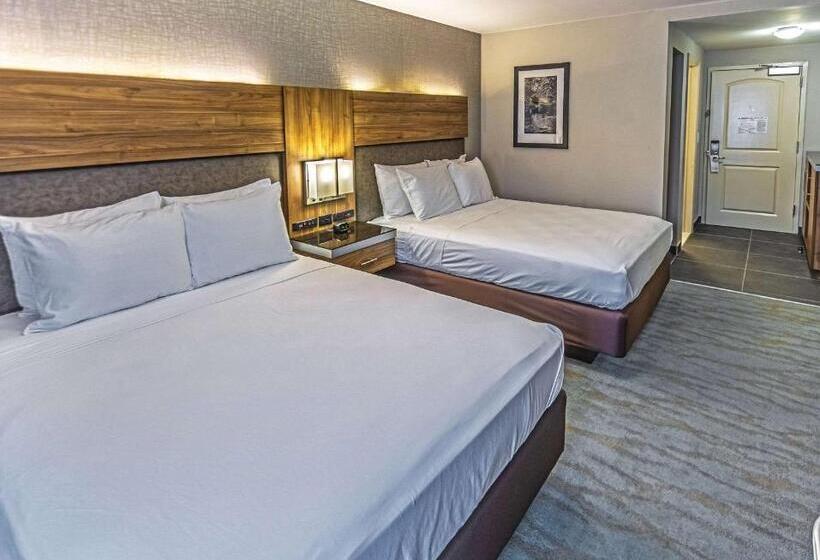 Номер Стандарт, The Penn Stroud, Stroudsburg   Poconos, Ascend Hotel Collection