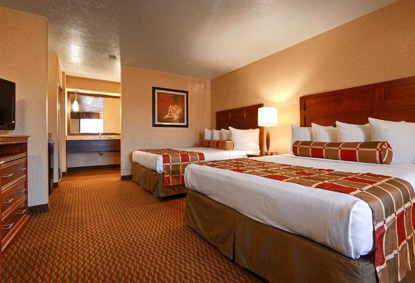 스탠다드 룸 풀장 전망, Best Western Plus Weston Inn