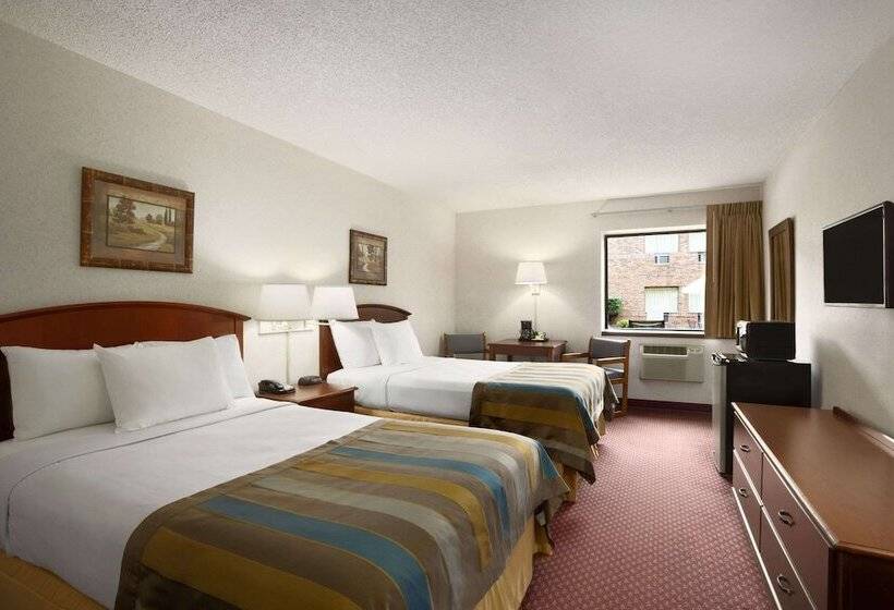 Номер Стандарт 2 Двуспальные Кровати, Days Inn By Wyndham Middletown