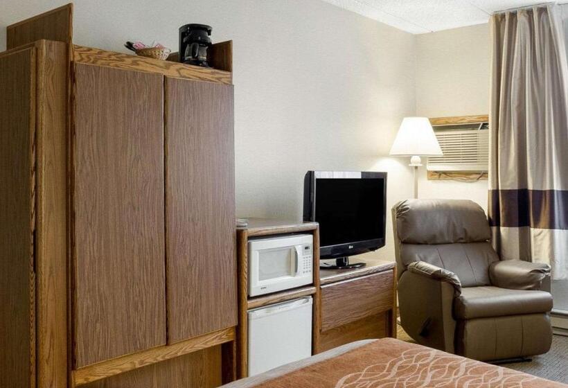 Номер Стандарт, Quality Inn Bismarck I 94