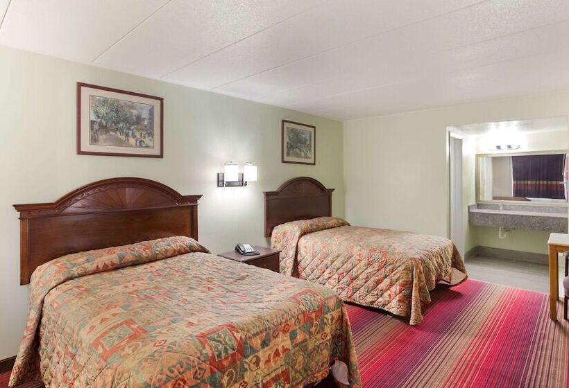 스탠다드 룸 더블 침대 2개, Rodeway Inn