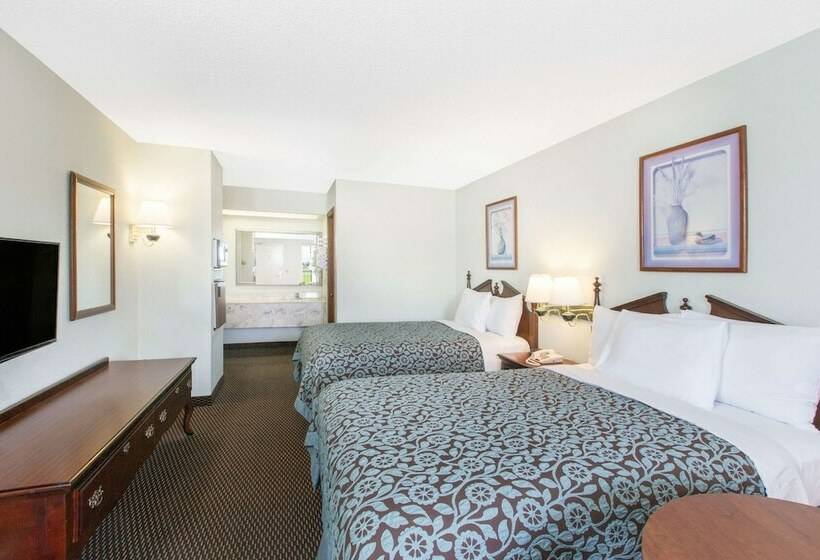 Номер Стандарт 2 Двуспальные Кровати, Days Inn By Wyndham West Point