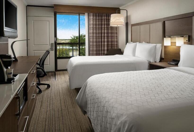 스탠다드 룸 더블 침대 2개, Holiday Inn Express At Monterey Bay, An Ihg