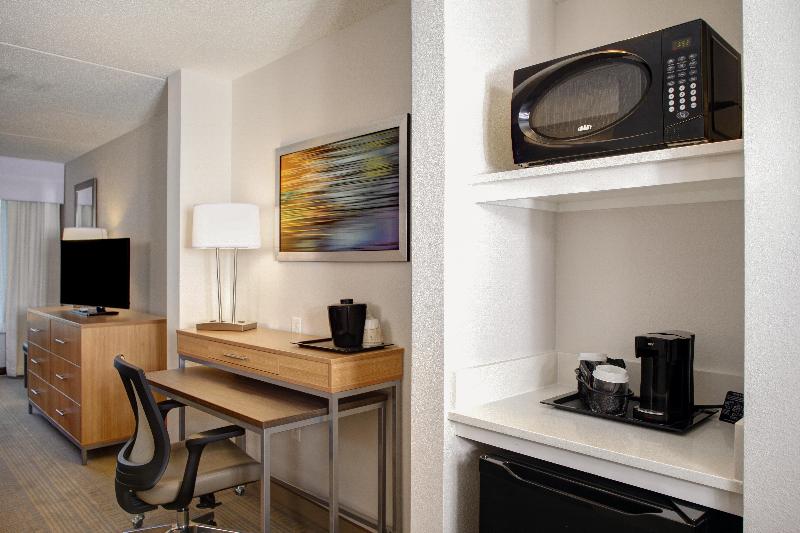 이그제큐티브 스위트, Holiday Inn Express & Suites College Park   University Area, An Ihg