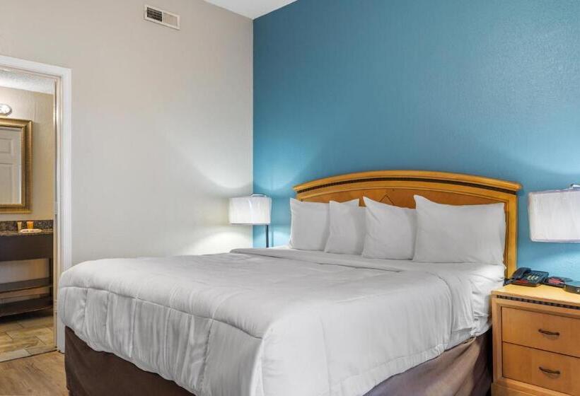 2 Bedrooms Suite Sea View, Ocean Crest Inn And Suites