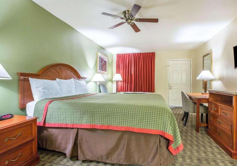 适合残疾人使用的标准间, Hampton Inn Virginia Beachoceanfront North