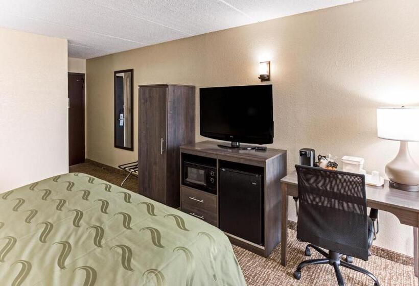 스위트, Quality Inn & Suites