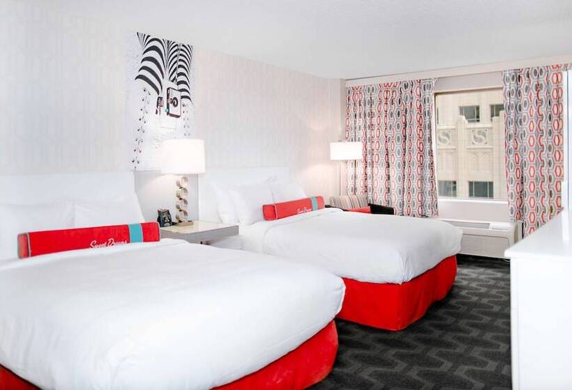 Номер Стандарт 2 Двуспальные Кровати, The Curtis Denver  A Doubletree By Hilton