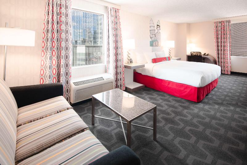 Номер Deluxe, The Curtis Denver  A Doubletree By Hilton