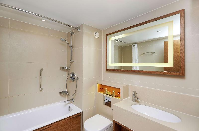 Номер Стандарт Кровать Кинг Адаптированный для Инвалидов, Wyndham Columbus