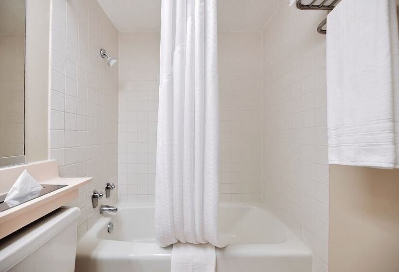 带2个双人床的标准工作室, Glendale Express Hotel Los Angeles