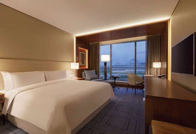 Номер Стандарт, Hilton Charlotte University Place