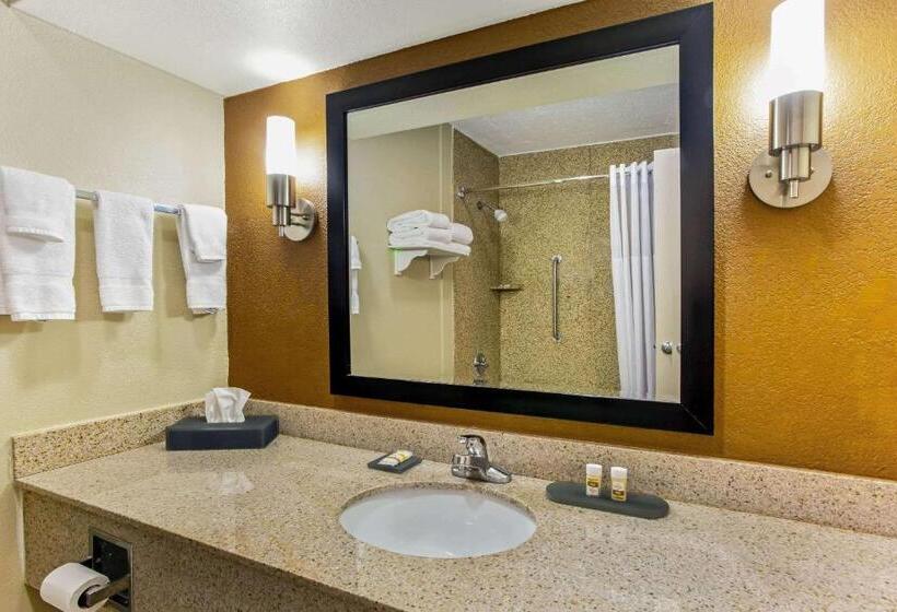 Люкс Deluxe Кровать Кинг, La Quinta By Wyndham Wytheville