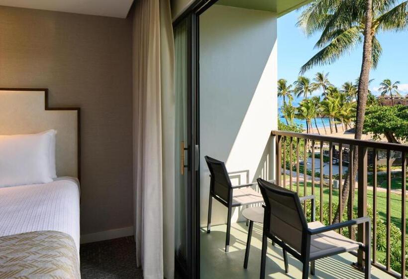 Номер Премиум, Outrigger Kāʻanapali Beach Resort