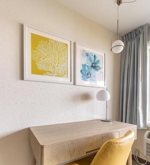 Номер Deluxe Кровать Кинг, Jot's Resort
