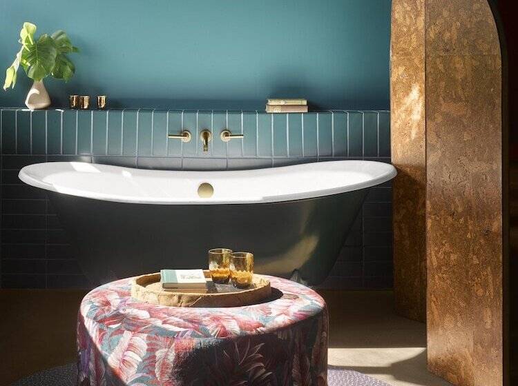 Suite Accessibile ai persone con mobilità ridotta, Mayfair House Hotel & Garden