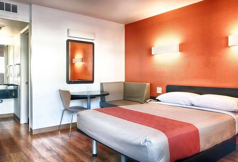 Номер Стандарт Адаптированный для Инвалидов, Motel 6 Mammoth Lakes, Ca