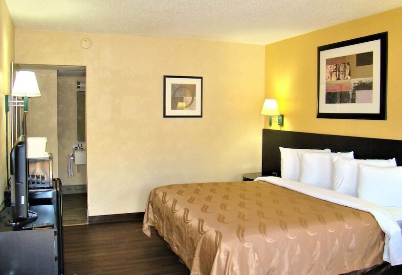 Люкс, Baymont By Wyndham Front Royal Near Shenandoah National Park