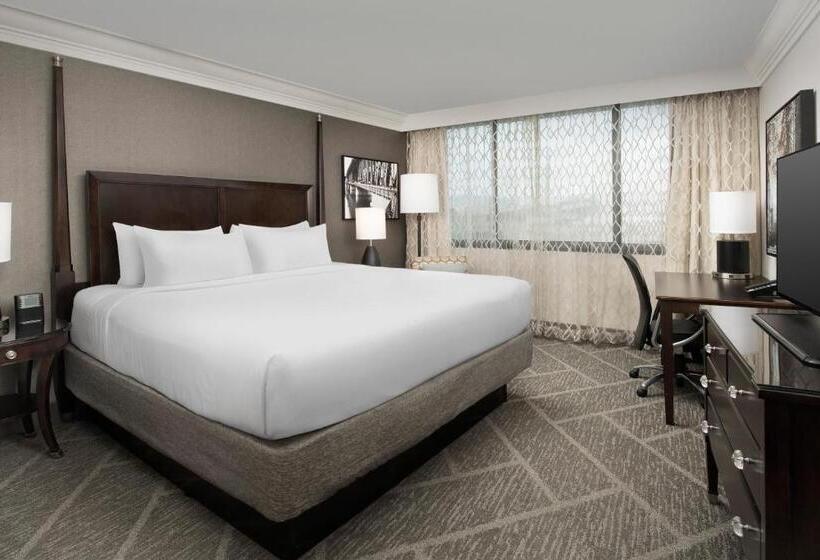 스탠다드 룸 킹사이즈 침대, Crowne Plaza Hotel Portland Downtown Convention Center, An Ihg