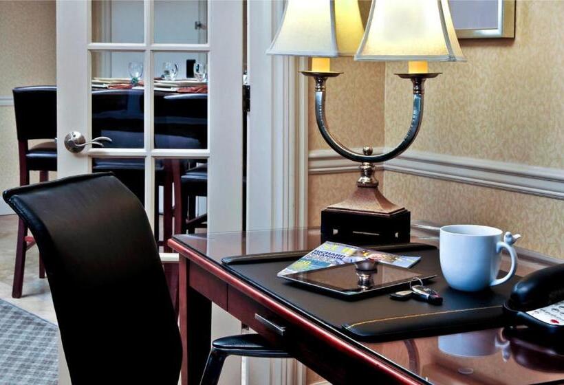 스위트, Crowne Plaza Hotel Portland Downtown Convention Center, An Ihg