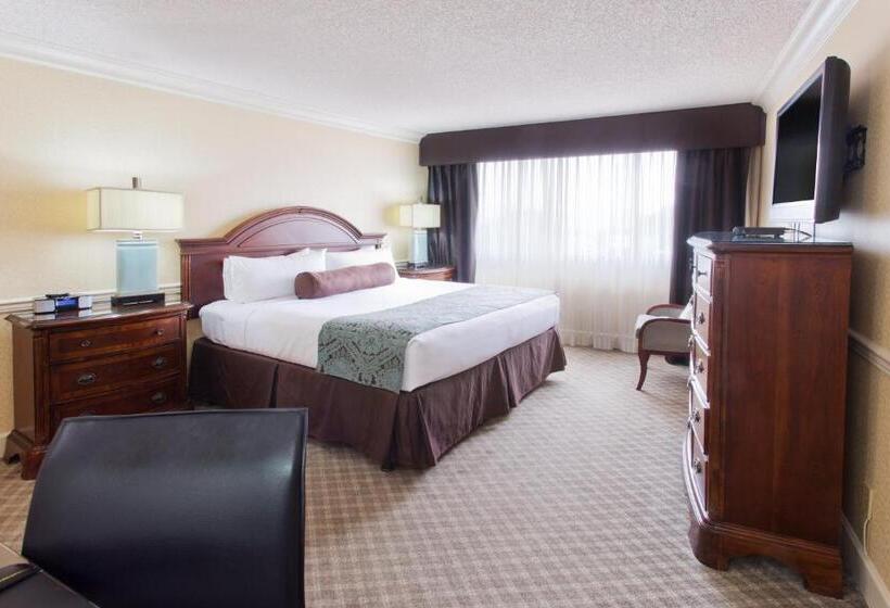 스위트, Crowne Plaza Hotel Portland Downtown Convention Center, An Ihg