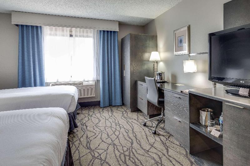 Номер Стандарт, Doubletree By Hilton Hotel Racine Harbourwalk