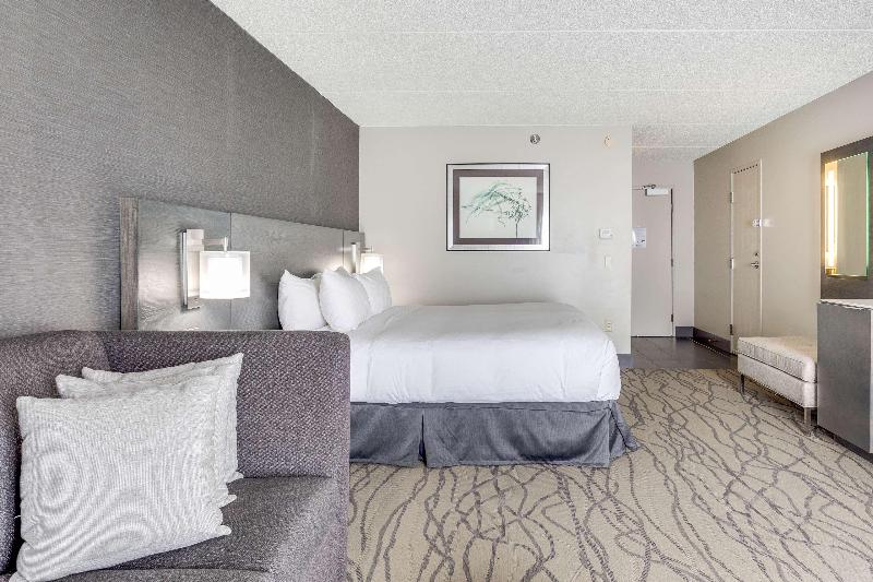 Номер Стандартный с Видом, Doubletree By Hilton Hotel Racine Harbourwalk