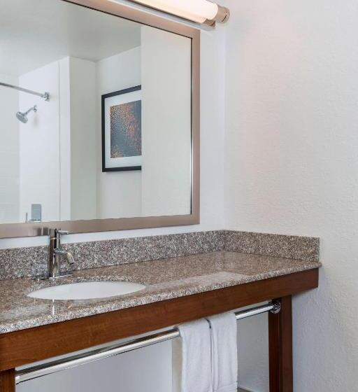 Номер Стандарт, Four Points By Sheraton Milwaukee Airport