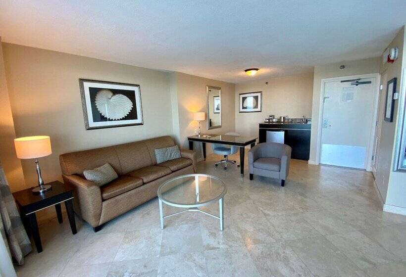 프리미엄 스튜디오, Radisson Suite Hotel Oceanfront