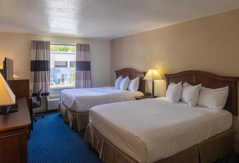 Номер Стандарт, Cottonwood Suites Savannah Hotel & Conference Center