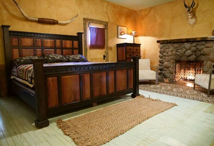 Номер Премиум, Rancho De La Osa Guest Ranch