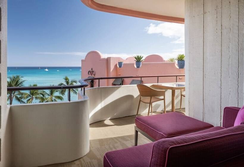 Номер Стандарт, The Royal Hawaiian, A Luxury Collection Resort, Waikiki