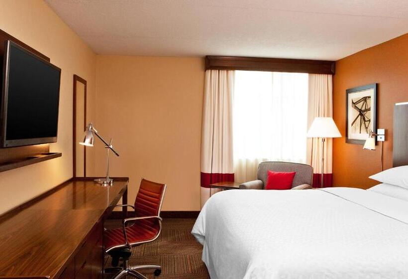 Стандартный Номер Кровать Кинг, Four Points By Sheraton Saginaw