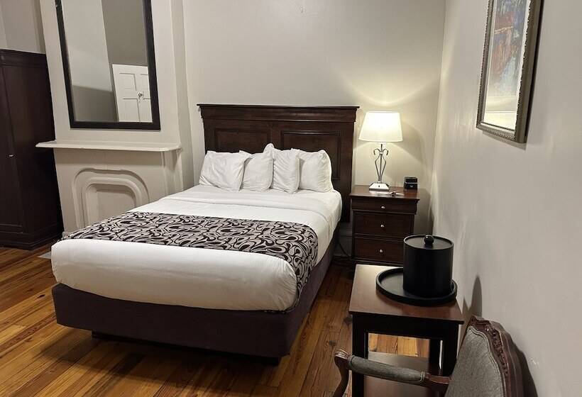 디럭스 룸, Inn On St. Peter, A French Quarter Guest Houses Property