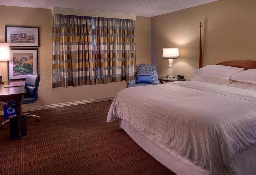 Стандартный Номер Кровать Кинг, Sheraton Westport Lakeside Chalet