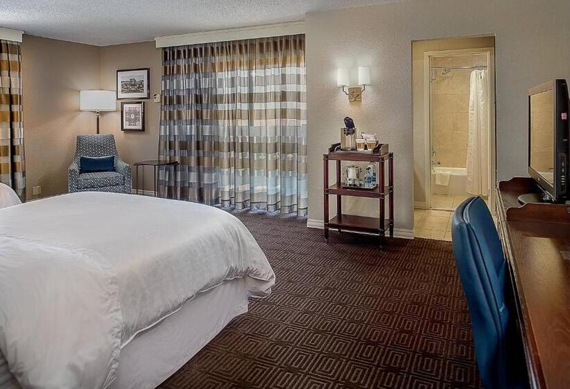 Номер Стандарт 2 Двуспальные Кровати, Sheraton Westport Lakeside Chalet
