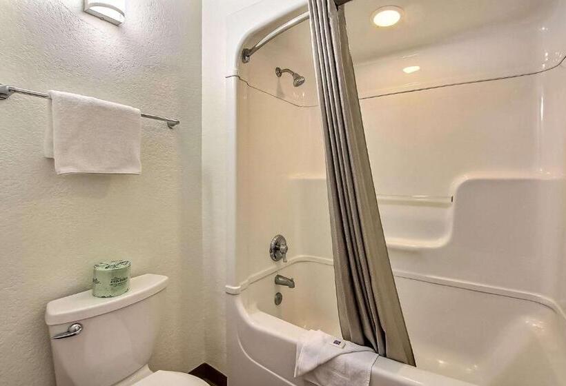 חדר סטנדרט לארבעה, Motel 6 San Jose, Ca  Airport