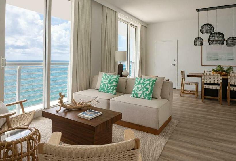 キングサイズベッドのスイートルーム, The Westin Fort Lauderdale Beach Resort