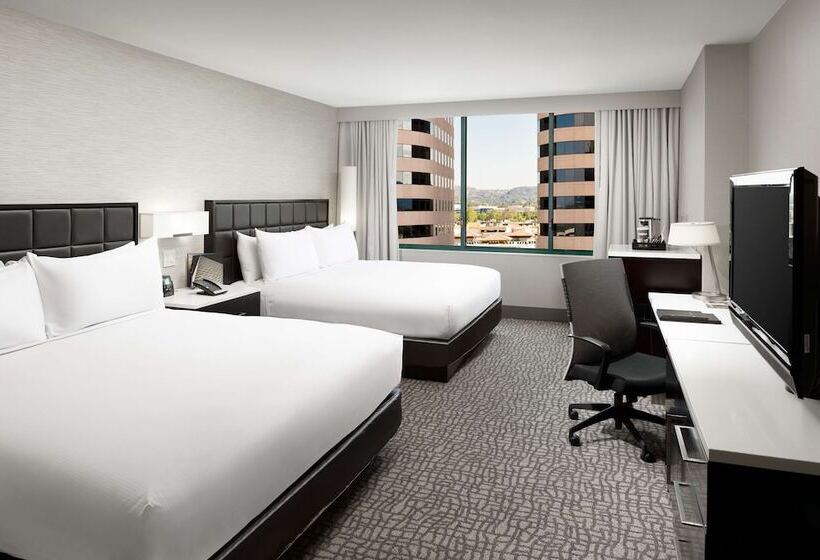 장애인을 위한 스탠다드 룸, Hilton Woodland Hills / Los Angeles
