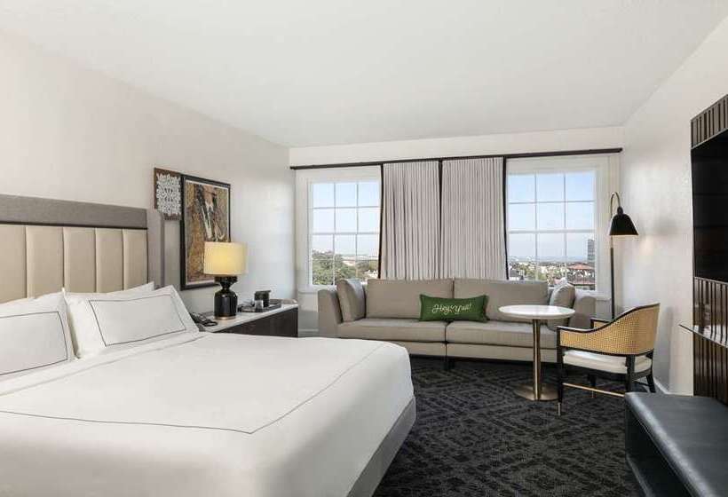 디럭스 룸, Hilton Woodland Hills / Los Angeles