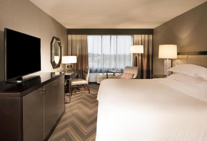 带大床的标准间, Sheraton Bucks County Langhorne