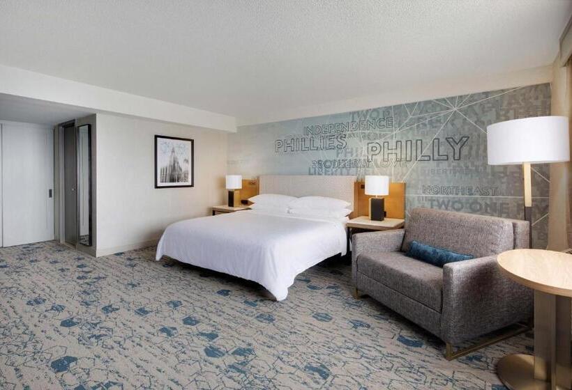 Номер Клуб Кровать Кинг, Sheraton Philadelphia Downtown