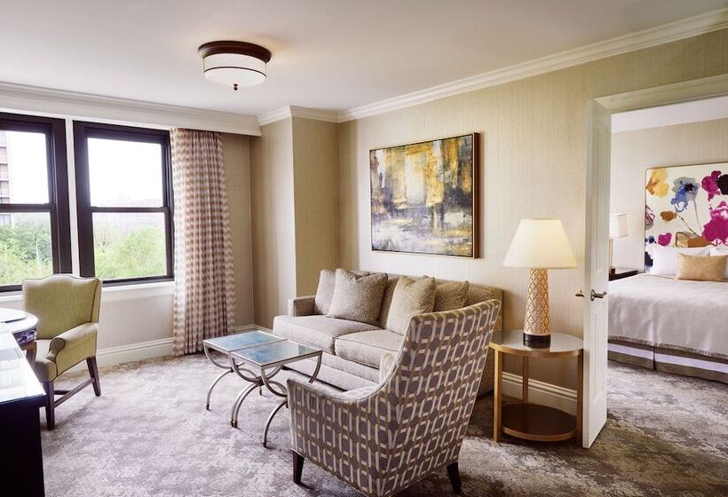 스위트, The Raphael Hotel, Autograph Collection