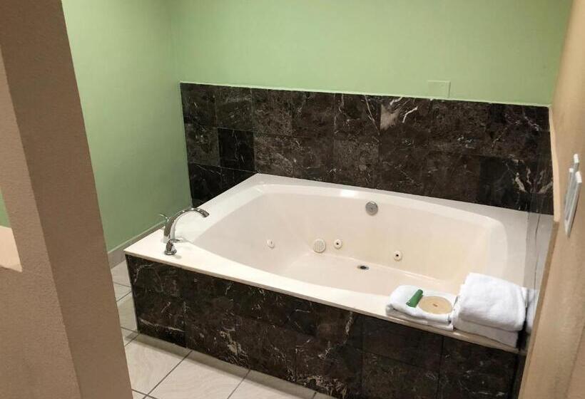 2 베드룸 디럭스 스위트, American Inn & Suites Lax