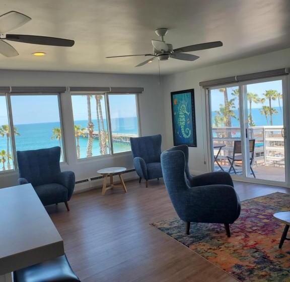 Люкс Deluxe 2 Спальни, Sea Horse Resort