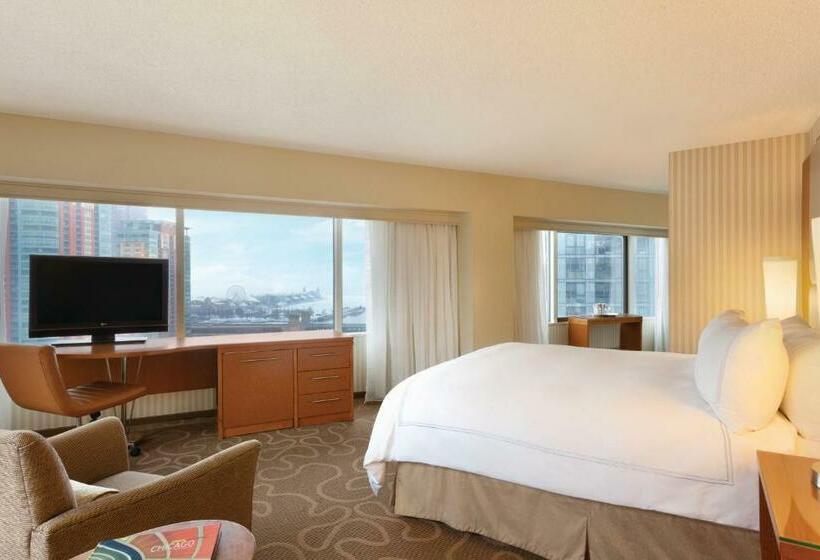 Стандартный Номер Кровать Кинг, Swissôtel Chicago