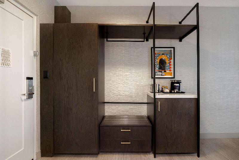 带大床的标准间, Doubletree By Hilton Palmdale, Ca
