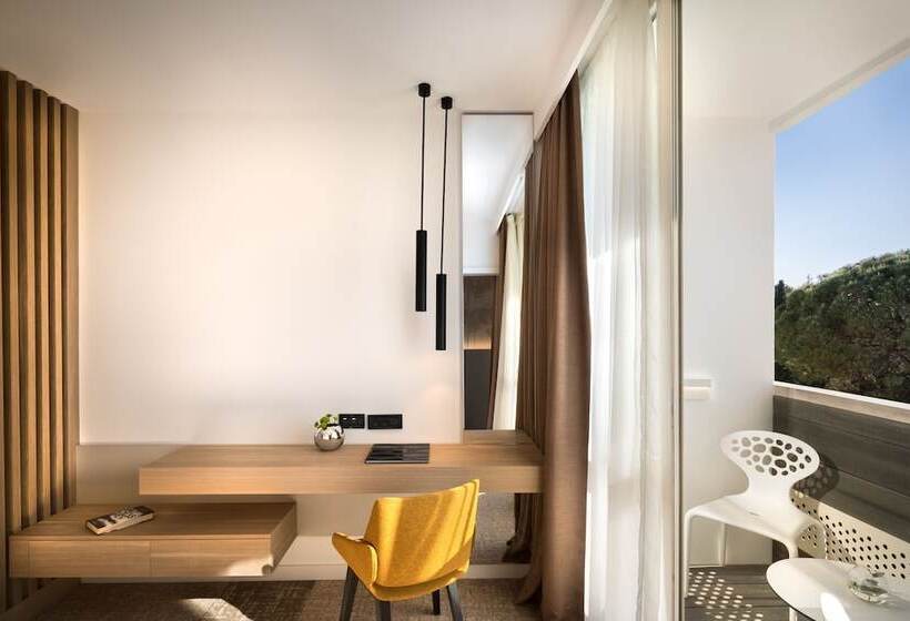 اتاق خانوادگی, Eden Hotel By Maistra Collection