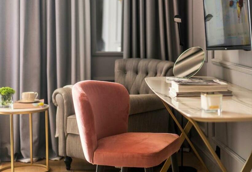 ویلای سوپریور 1 خوابه, Excelsior