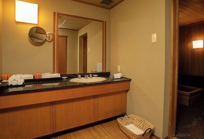 Семейный Номер, Premier Hotel  Tsubaki  Sapporo